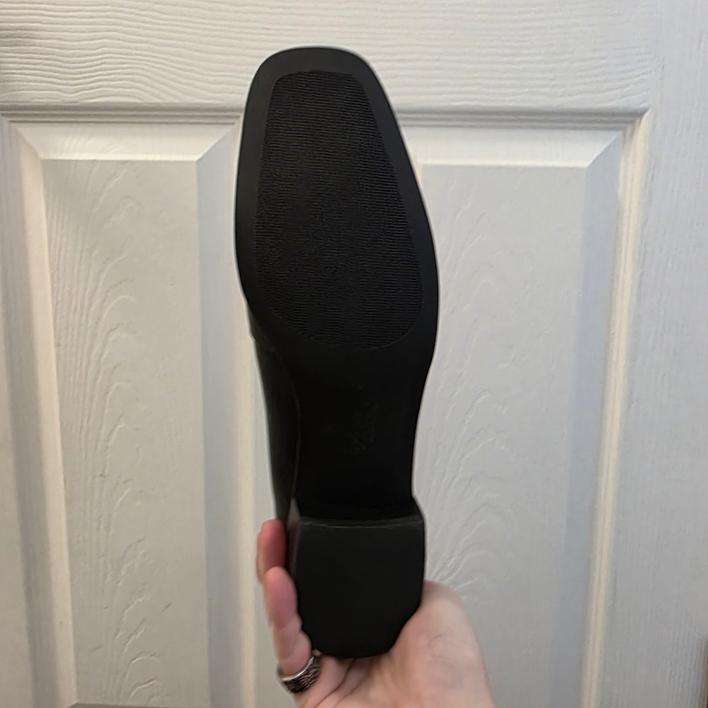 Trotters Black Leather Square Toe Slip On Loafer Block Heel Size 10.5M Shoes - Picture 6 of 8